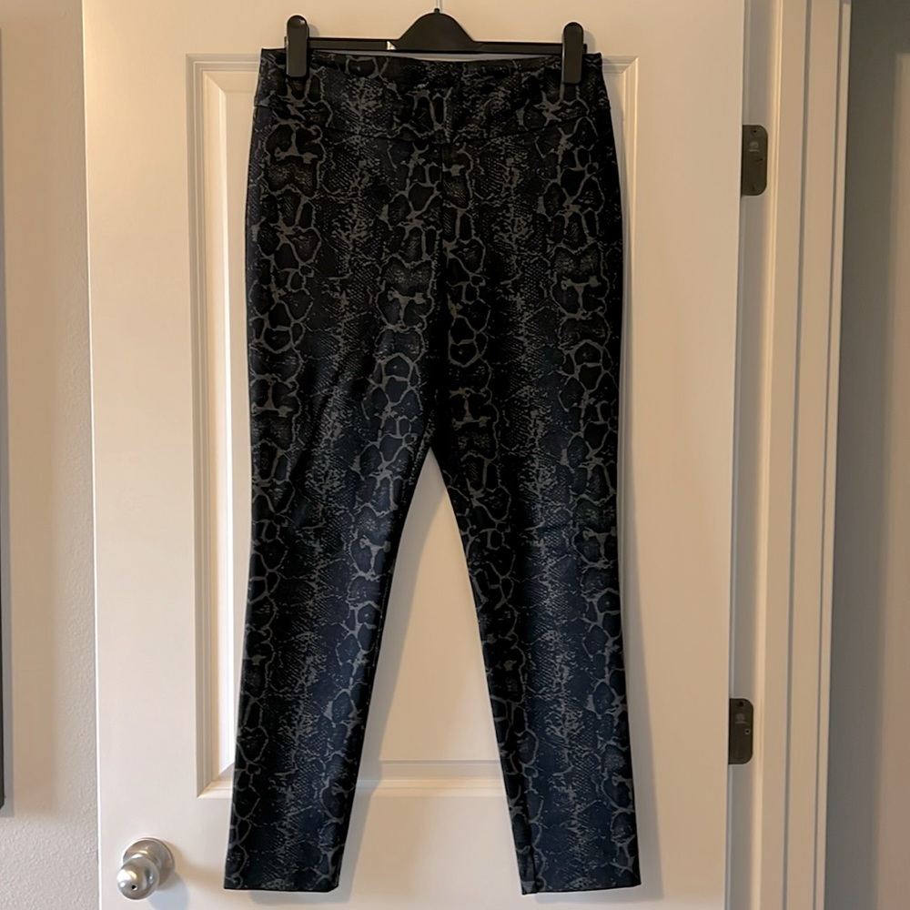 Snake skin print pant